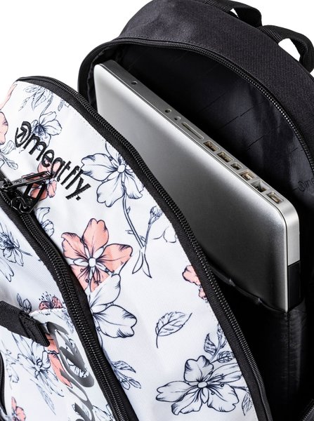 Batoh Meatfly Basejumper, Blossom White, 22 L + penál zdarma 24/25