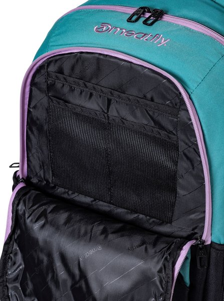 Batoh Meatfly Basejumper, Green Moss/Black, 22 L + penál zdarma 24/25