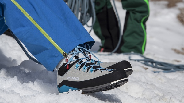 Dámské outdoorové boty Dolomite Miage GTX Gore-tex Women´s Shoe Silver Grey/Turquoise 25/26